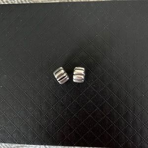 Two Pandora Ribbed Sterling a silver clamps